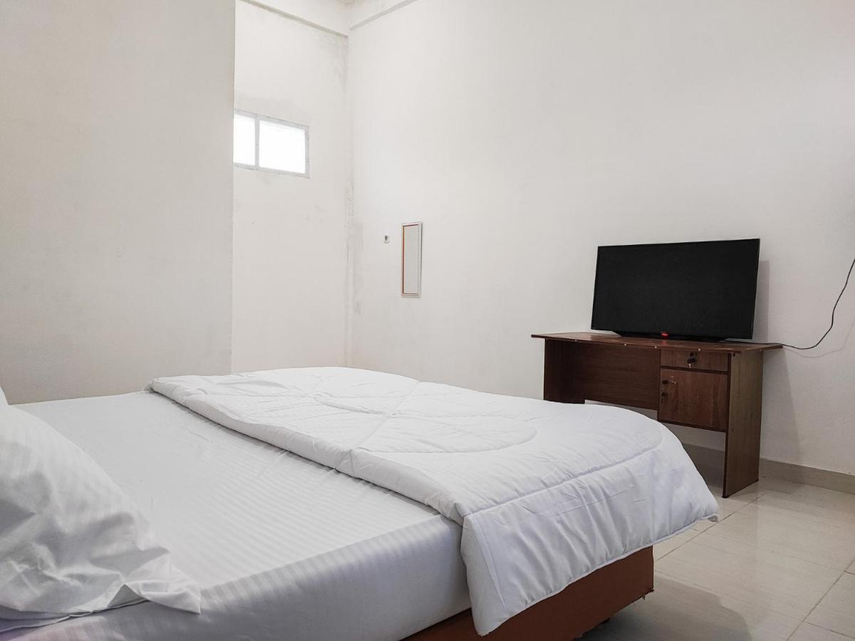 Adela Homestay Syariah Near Universitas Muhammadiyah Jambi Mitra Reddoorz Exterior foto